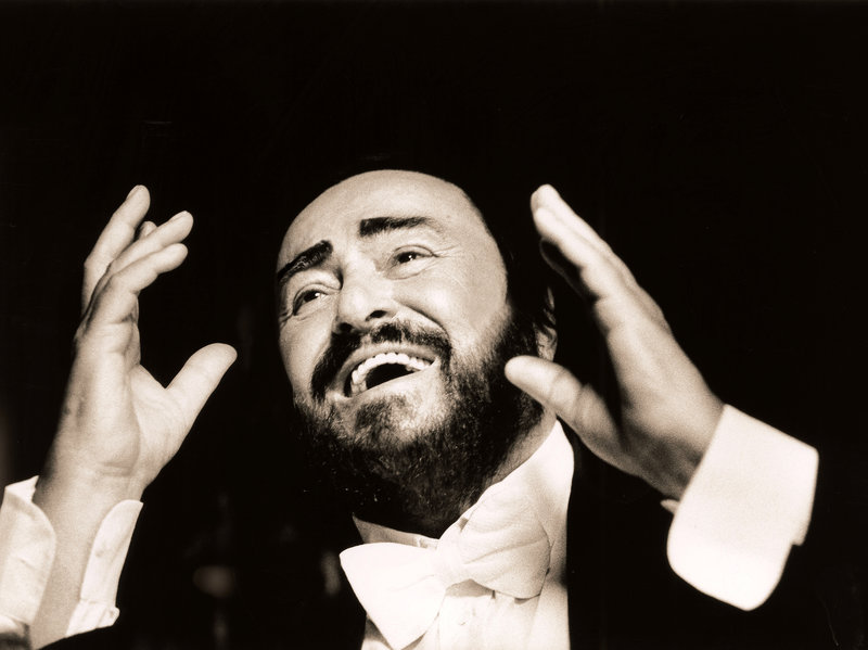 pavarotti review